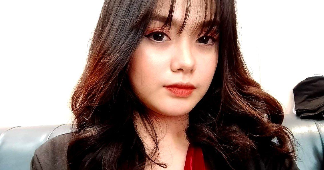 Cạn tinh trùng với cô giúp việc mông to quyến rũ